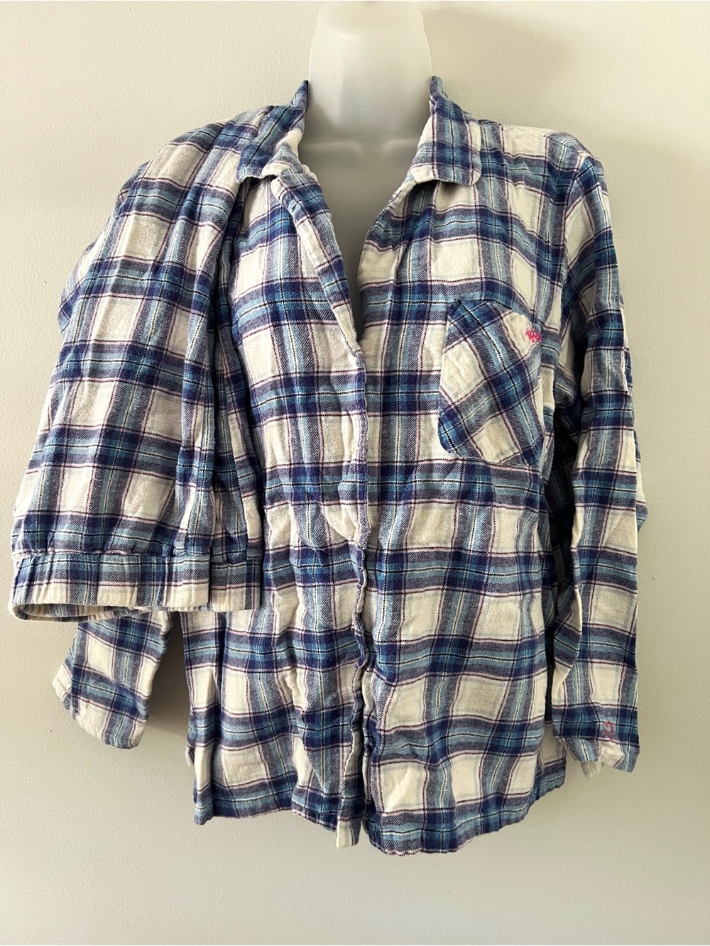 Candace Cameron Bure Blue and White Plaid Pants and Top Pajamas Set So soft